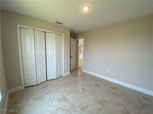 property at 1000 NE 44th Ln