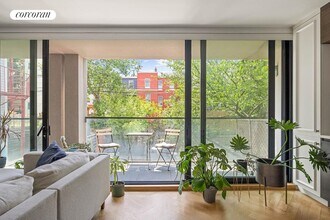 108 India St in Brooklyn, NY - Building Photo - Building Photo