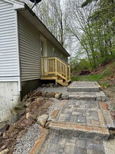 32 Putney Brk Rd in Weare, NH - Foto de edificio - Building Photo