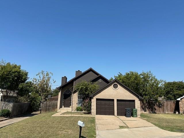 1103 Cherrytree Dr in Arlington, TX - Building Photo