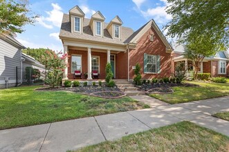 1829 Morning Glory in Carrollton, TX - Building Photo - Building Photo