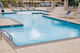 The Retreat at Juban in Denham Springs, LA - Foto de edificio - Building Photo