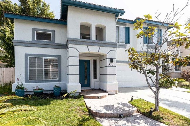 911 Camino Del Sol in Chula Vista, CA - Building Photo - Building Photo