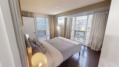 763 Bay St. in Toronto, ON - Building Photo - Building Photo