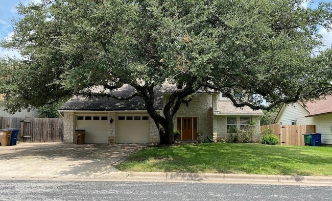 9012 Frostwood Trail