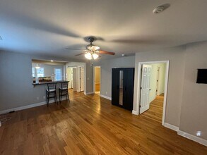 217 Camden St in Raleigh, NC - Building Photo - Building Photo