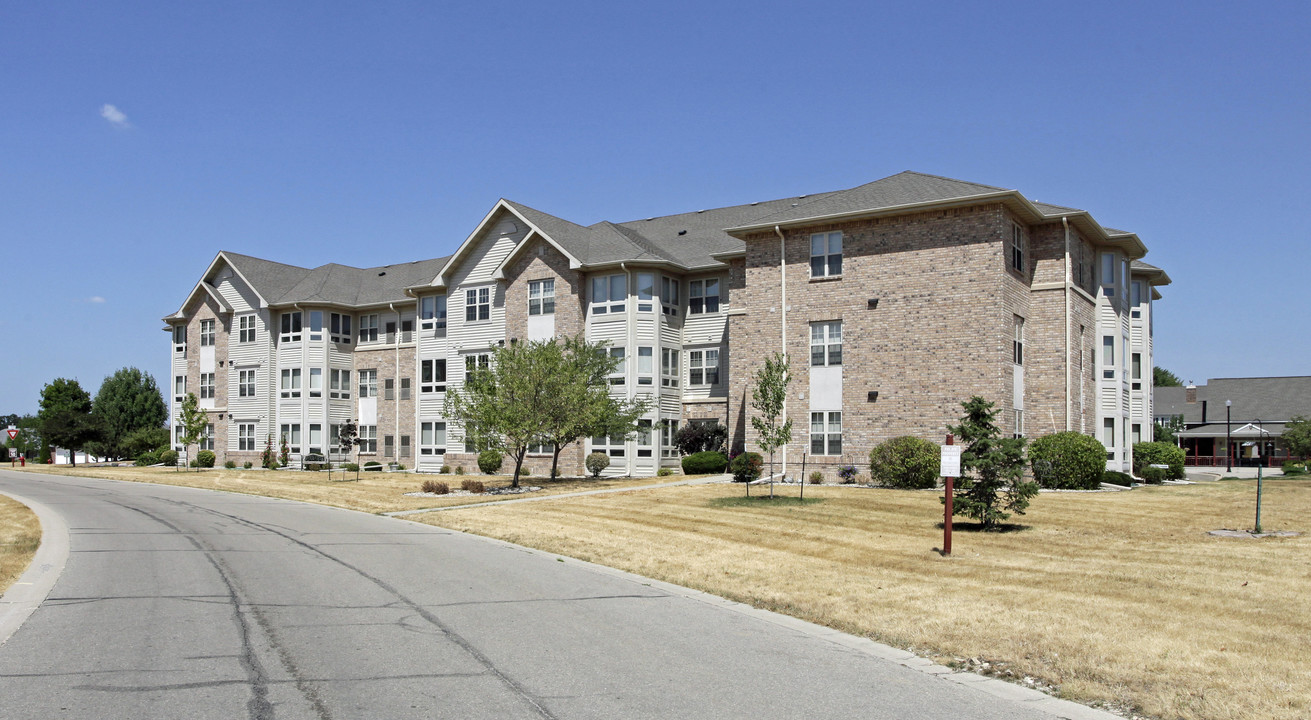 Essex Apartment Homes in Waunakee, WI - Building Photo