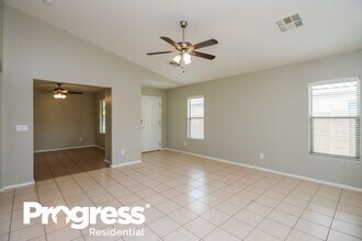 22272 E Via del Rancho in Queen Creek, AZ - Foto de edificio - Building Photo