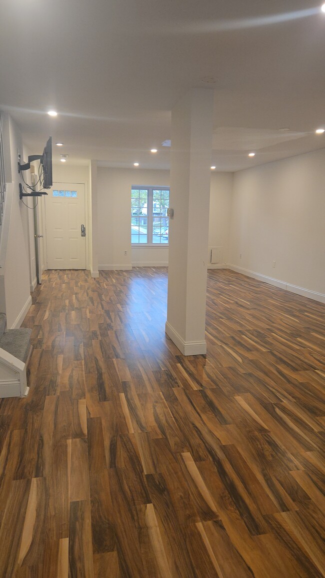 property at 7664 E Arbory Ct