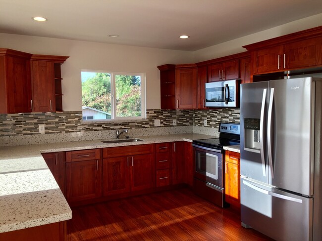 property at 99-050 Nalopaka Pl