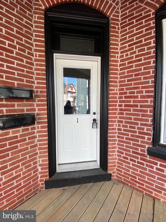 property at 27 W Ferdinand St