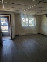 1613 Huffman Ave, Unit Huffman Ave Apartments in Dayton, OH - Foto de edificio - Building Photo