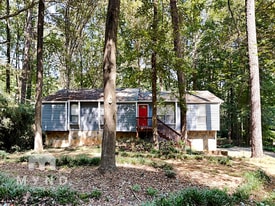 1253 Blazing Ridge W SW in Lawrenceville, GA - Building Photo