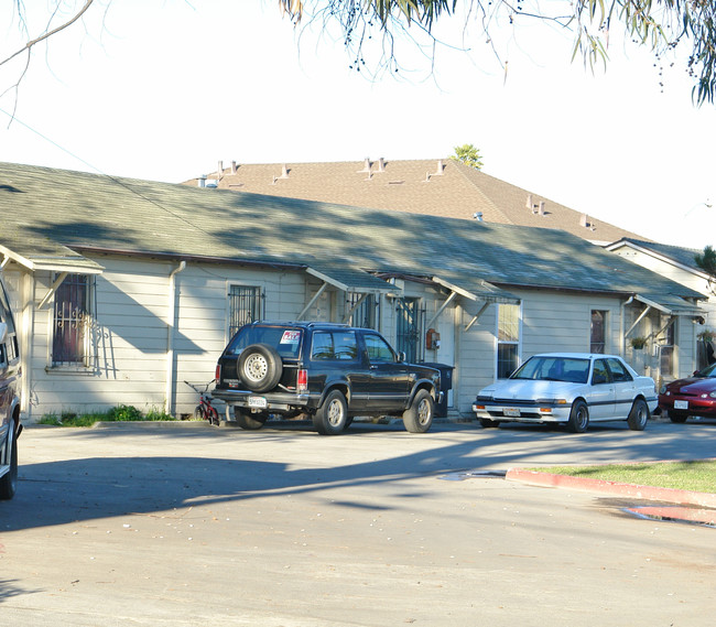 777 Elkington Ave in Salinas, CA - Building Photo - Building Photo