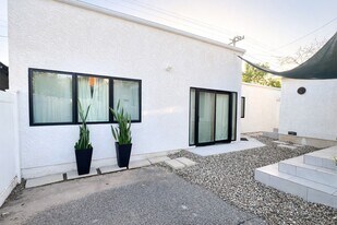 3636 Gardenia Ave in Long Beach, CA - Building Photo