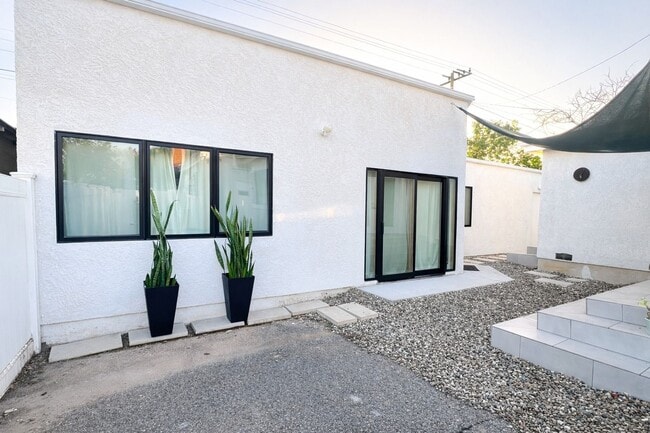 property at 3636 Gardenia Ave