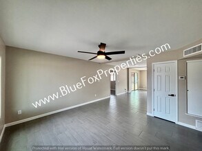 2480 Rose Peak Dr in Tucson, AZ - Building Photo - Building Photo