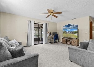 8954 SW 104th Ln in Ocala, FL - Building Photo - Building Photo