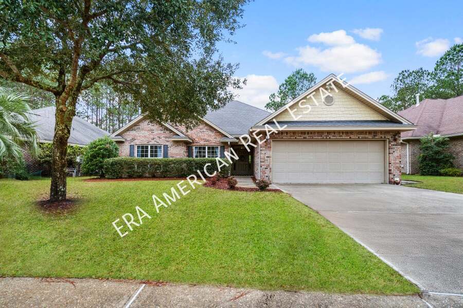 442 Windchime Way in Freeport, FL - Building Photo