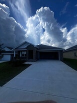 2877 Patriot Ridge Dr in Crestview, FL - Building Photo