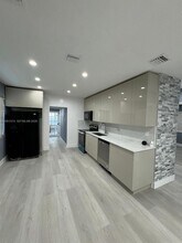 635 N 28th Ave in Hollywood, FL - Building Photo - Building Photo