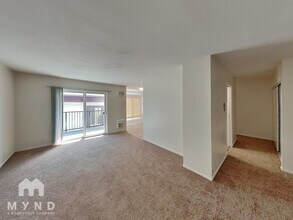 240 Athol Ave in Oakland, CA - Building Photo - Building Photo