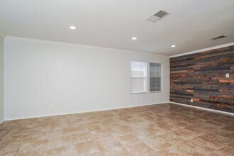 12103 Creek Spur in San Antonio, TX - Building Photo - Building Photo