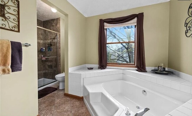 19874 Echo Dr in Strongsville, OH - Building Photo - Building Photo