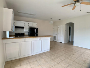 2723 Nassau St in Edinburg, TX - Foto de edificio - Building Photo