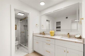2000 S Ocean Blvd, Unit 2P in Pompano Beach, FL - Building Photo - Building Photo
