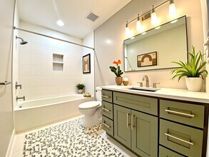 151 W Brookline St in Boston, MA - Building Photo - Building Photo