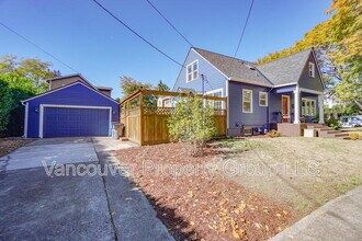 2814 H St in Vancouver, WA - Building Photo - Building Photo