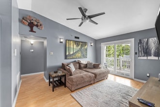 905 Hanna Pl Ct, Unit A in Ballwin, MO - Foto de edificio - Building Photo