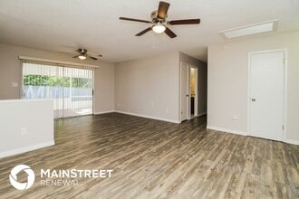 1102 E Normandy Blvd in Deltona, FL - Building Photo - Building Photo