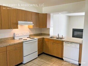 841 Westminster Ln in Virginia Beach, VA - Building Photo - Building Photo