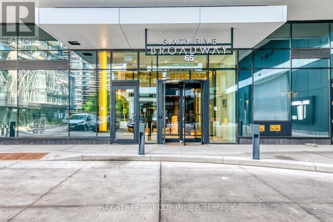 65 Broadway Ave in Toronto, ON - Building Photo - Building Photo