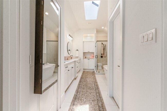 property at 5233 Darling St