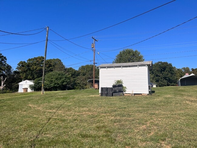 814 Park St in Altavista, VA - Building Photo - Building Photo