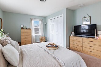 16 Weld Ave in Norwood, MA - Building Photo - Building Photo