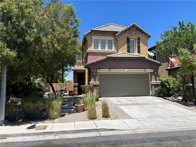 10068 W Glen Aire Ave in Las Vegas, NV - Building Photo - Building Photo
