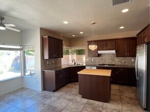 40180 Eastwood Ln in Palm Desert, CA - Building Photo - Building Photo