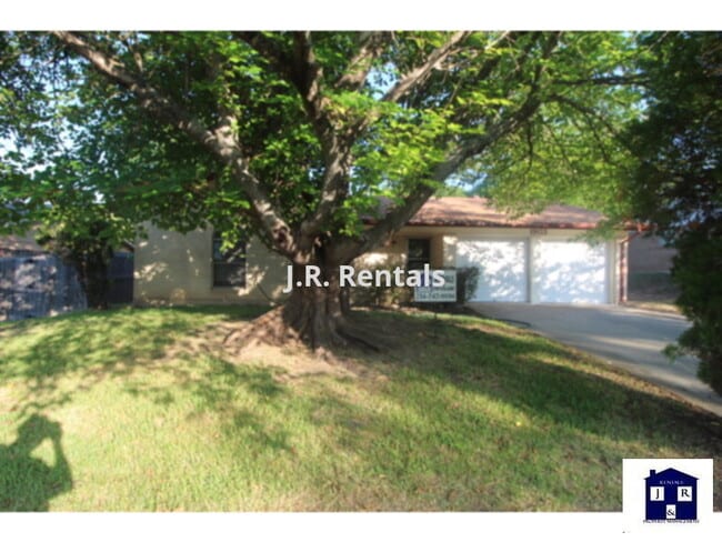 property at 1903 Wayne St