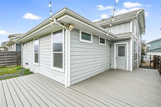 2205 Capulet St in Austin, TX - Foto de edificio - Building Photo