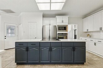 302 Chestnut Cove Cir in Southlake, TX - Building Photo - Building Photo