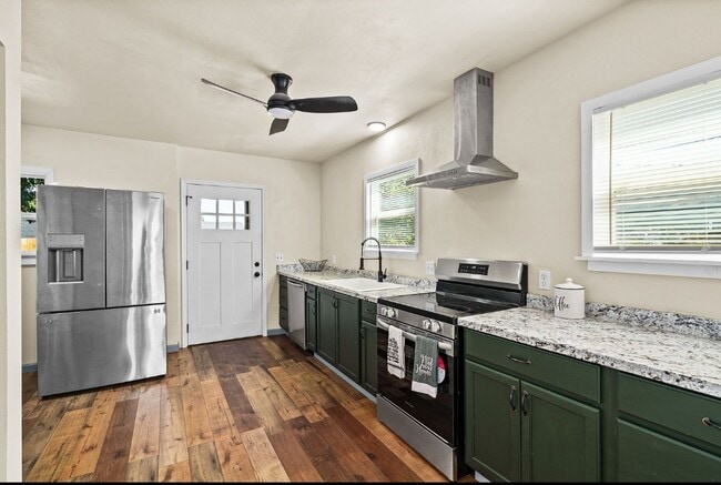 property at 1548 NW Eden St