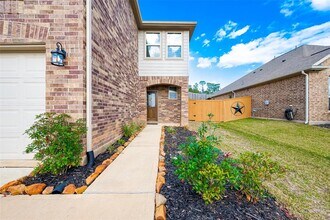 315 Nettle Tree Ct in Conroe, TX - Foto de edificio - Building Photo