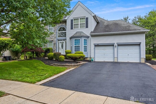 property at 38 Larkspur Dr