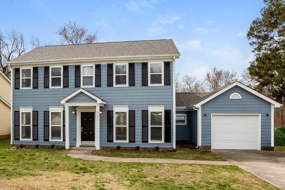 9501 Vera Jones Ln in Charlotte, NC - Foto de edificio