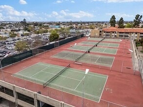 4600 Lamont St in San Diego, CA - Building Photo - Building Photo