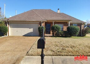 3936 Bittersweet Dr in Memphis, TN - Building Photo